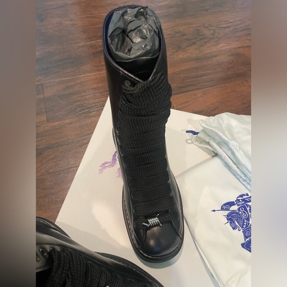 Burberry ranger leather lace up boots size 37 - Picture 7 of 13